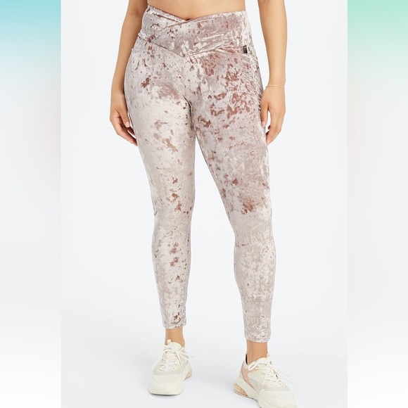 Fabletics womens crushed velour crossover leggings teddy pink Sz XL activewear - Picture 1 of 8